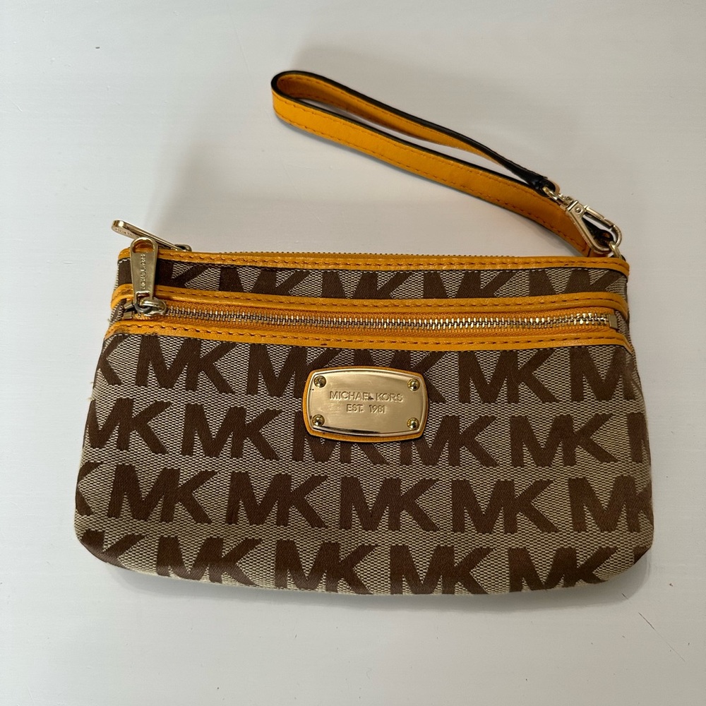 Michael Kors MK wristlet
